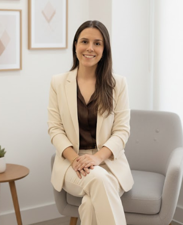 Cathiele Roth - Psicóloga em seu consultório